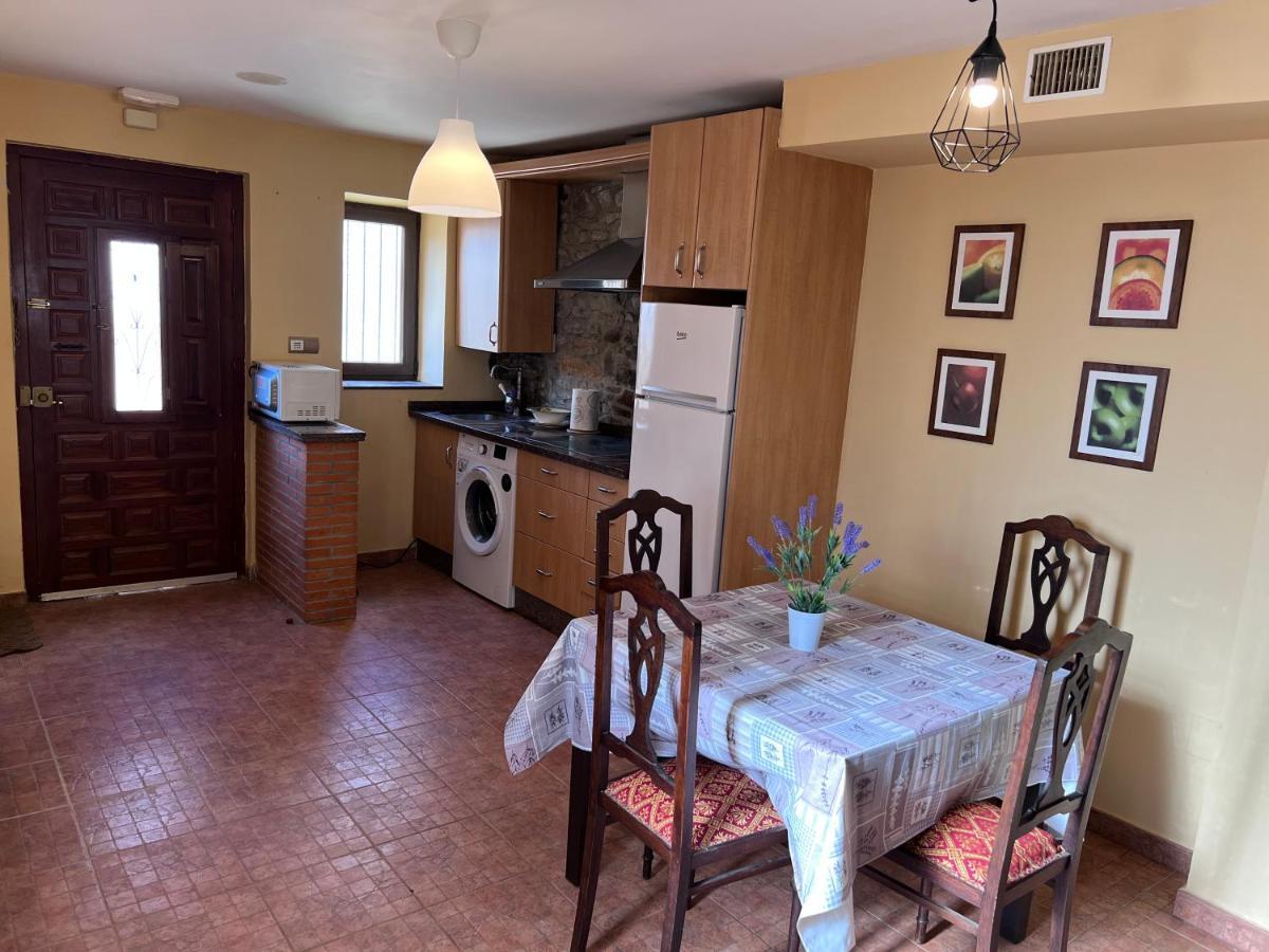 فيلا La Casina Del Rio Argovejo المظهر الخارجي الصورة
